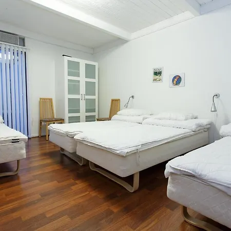 Family Friendly - Give * Биллунн